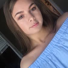 hannah hawk (@hannah_hawkk)