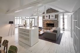 What are some restaurants close to the hunting lodge? The Wilton Residence By Uxus Design Yatzer