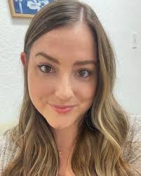 Amber Wakeman's Instagram, Twitter & Facebook