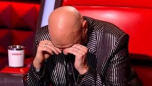 Pascal Obispo, en larmes, quitte le plateau et Florent Pagny demande une  pause - The Voice | TF1
