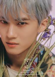 L'amour brûle Pentagon dans « Daisy », issu de « WE:TH »