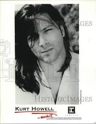1992 Press Photo Singer Kurt Howell
