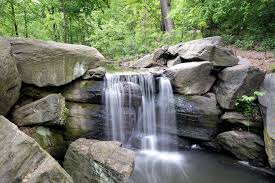 Central Park Waterfall There Are At Least Five Waterfalls In Central Park And All Are Completely Man Made Most Are Located In Waterfall Central Park Water