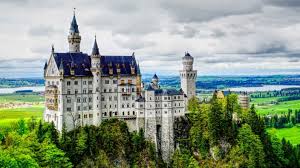 Who built neuschwanstein castle germany? Schloss Neuschwanstein In Bayern Grundstein Gefunden Bayern Sz De