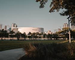 More on city square miami after the break. Where To Stay In Miami Top 5 Areas To Stay For All Budgets Hostelworld