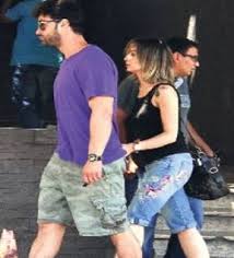Fox tv'de yayınlanan son yaz seyirciden tam not alan yapımlardan biri olarak yeni sezona hazırlanıyor. Sarp Levendoglu Ve Birce Akalay 1 Agustos Ta Evlenecek Son Dakika Magazin