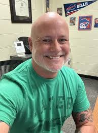 Ray Lombard's Instagram, Twitter & Facebook