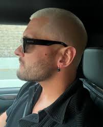 Nia and Janet Th Valley