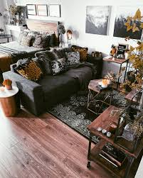 Apartment living room ideas for couples. How To Make Your Small Living Room Decor Unique Stylish Moda Misfit
