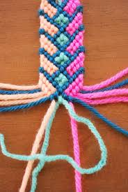 Oh So Pretty The Diaries The Diy Crazy Complicated Friendship Bracelet Arkadaslik Bilekligi Modelleri Arkadaslik Bilekligi Boncuk
