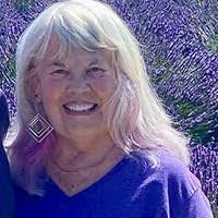 Ginger Walsh's Instagram, Twitter & Facebook