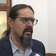 El ministro de Salud de la provincia, Martín Regueiro, expresó que “esta  obra es otro paso más que damos en la optimización, principalmente del  recurso. Actualmente, estamos pagando alquileres para ...