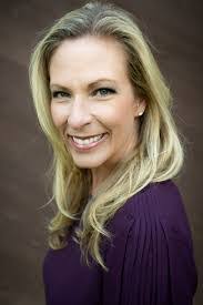 Amber Mizell's Instagram, Twitter & Facebook