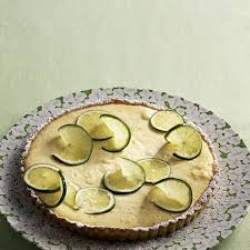 Dann das johannisbeergelee auf dem boden ausstreichen. Lavendel Tarte Mit Johannisbeergelee Rezept Essen Und Trinken