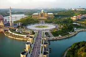 Putrajaya menjadi pilhan kerana mempunyai beberapa masjid yang menarik selain tempat pemandangan yang cantik. Homestay Darul Kifayah Senarai Tempat Menarik Di Putrajaya