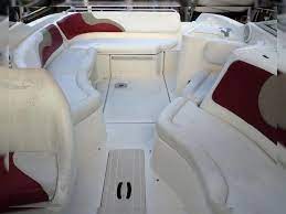 Generator bytt efter upptagning i höstas. Buy Rinker 272 Captiva Bowrider Rinker 272 Captiva Bowrider For Sale