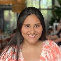 Nelida Castro's Instagram, Twitter & Facebook