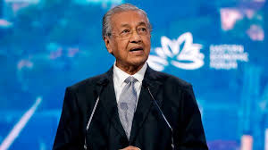 The prime minister directs the executive branch of the federal government. Mahathir Mohamad Malaysian Prime Minister In Shock Resignation Bbc News