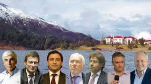 Secretos del viaje a Lago Escondido: Favores, poder y espionaje