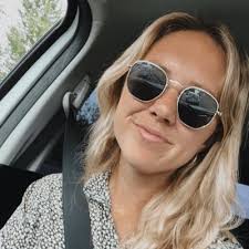 Brooke Riddle (@brookesriddle)