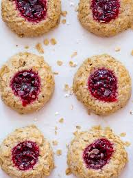 It's not hard to see why they're one of the most popular types of cookies, with melting pockets of chocolate encased in buttery vanilla dough. Giada De Laurentiis Almond And Cherry Cookies Sheknows
