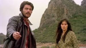 'selvi boylum al yazmalım' adlı filmde küçük 'samet'i canlandıran elif i̇nci. Selvi Boylum Al Yazmalim Filmi Nerede Cekildi Oyunculari Kimler Ve Konusu Ne Takvim