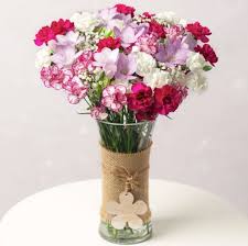 17 Best Flower Delivery Services During Lockdown Over The Summer Hello In 2020 Flower Delivery Best Flower Delivery Flower Delivery Service