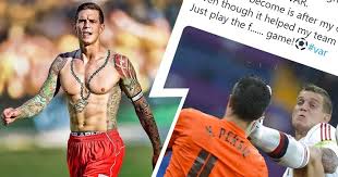 Daniel agger (right) and lars jacobsen have a contract with hb koge that runs until the summer of agger, who played at anfield between 2006 and 2014, will be joined by former everton defender lars. Just Play The F Game Daniel Agger Joins List Of Var Haters Tribuna Com