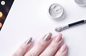 Dm for info on private nai. Chrome Nails How To Do It At Home In 6 Easy Steps