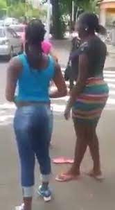 Wife tanga wife esposa esposa wife esposa femme africaine cameroun gana617 femme obese devar bhabi outside femmes africaines bagarre femme africaine angola wife esposa. Bagarre Entrent Filles Les Noirs D Italie Et Du Monde