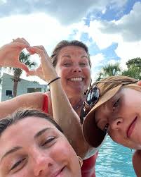 big family energy🐳🫶🏼