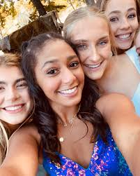 Empty bud light >hoco 💙