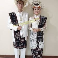 Lengkap dengan gambar, nama dan penjelasannya. 63 Ide Baju Adat Ntt Kupang Pakaian Pengantin Pria Pose Prewedding