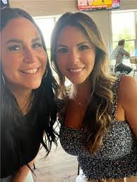 Sandy Marchand's Instagram, Twitter & Facebook