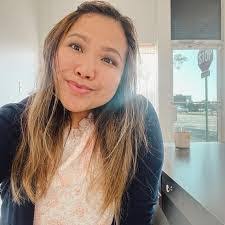 Brenda Eichler's Instagram, Twitter & Facebook