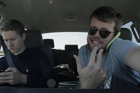 How To Stop Using Cell Phones While Driving Training Wheels Driving School