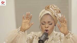 Nigerian gospel veteran, tope alabi brings forth her latest musical collection tagged, hymnal volume 1. Mp3 Lyrics Oba Ni By Tope Alabi Ft Ty Bello Gospelloop Com