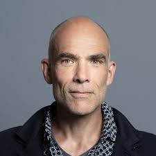 Steven Hoekstra's Instagram, Twitter & Facebook