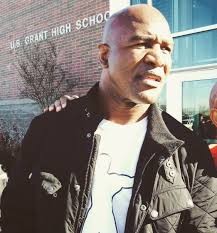 Evander Holyfield at OKC school: 'Everyone who is successful has a support  group'