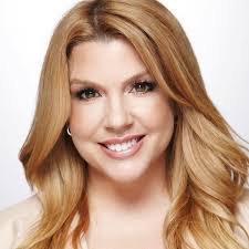 Candy Roth's Instagram, Twitter & Facebook