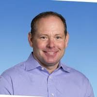 Russell Mounce's Instagram, Facebook & TikTok