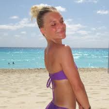 Stunning' Ohio State Cheerleader Stuns With Swimsuit Photo - The Spun