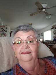 Easy hairstyles for curly hair