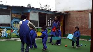 A través de nuestros juegos del abecedario, los niños aprenden y practican las letras que del abecedario. Ginkana Por Dia De La Educacion Inicial Youtube