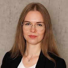 Zoe Spindler's Instagram, Twitter & Facebook