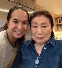 Yoko with her daughter Kyoko and her granddaughter Emi.