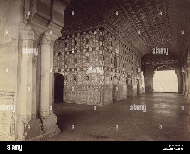 Interior of Sheesh Mahal - Amber, Lala Deen Dayal (Indian, 1844 - 1905), Jaipur, Rajasthan, India, 1883–1884, Albumen silver print, 19.8 × 26.2 cm (7 13/16 × 10 5/16 in Stock Photo - Alamy