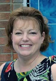 Kim Holtz's Instagram, Twitter & Facebook