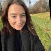 10+ "Laura Garbe" profiles