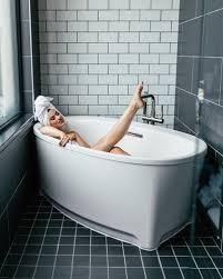 First off, sort out every possible detail in advance using a detailed project plan—including details like specifications for fixtures, finishes, and fittings—to avoid cost gaps in the contractor's initial bid. 832 304 2287 Bathtub Sinks And Counter Tops Houston